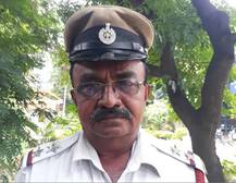 एंबुलेंस निकलवाने के लिए इन्होंने रोक दिया राष्ट्रपति का काफिला, अब मिलेगा सम्मान