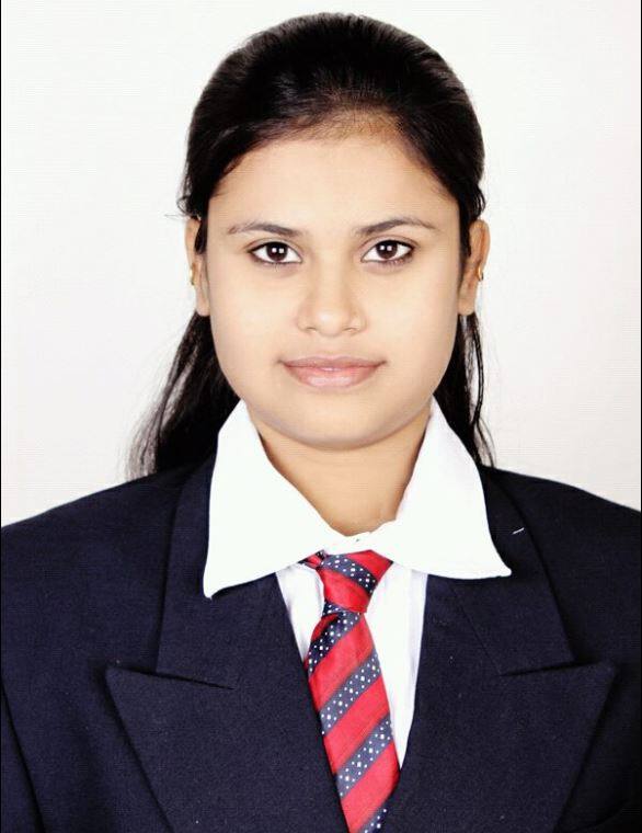 अंजली की मौत की खबर के बाद से इलाहाबाद में उसके परिवार में मातम मचा हुआ है. परिवार के साथ ही पड़ोसी और रिश्तेदार भी उसकी मौत से सदमे में हैं. किसी को भी यह यकीन नहीं हो रहा है कि अंजली जैसी बिंदास लड़की खुदकुशी कर सकती है.