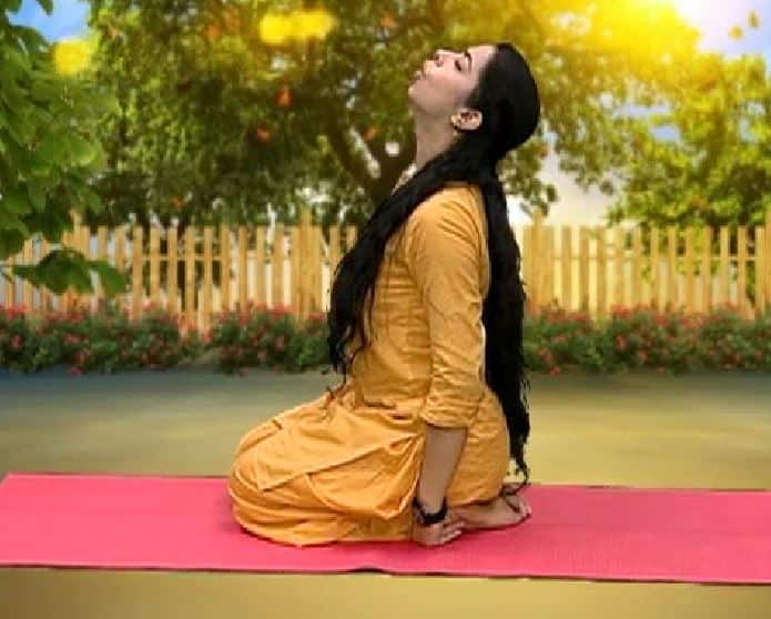 Yoga Poses For High Bp हापरटेंशन कंट्रोल करने के लिए करें ये योग क्रियाएं