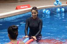 लोगों को खूब भा रही हैं यामी की अंडरवॉटर एक्सरसाइज़ की तस्वीरें