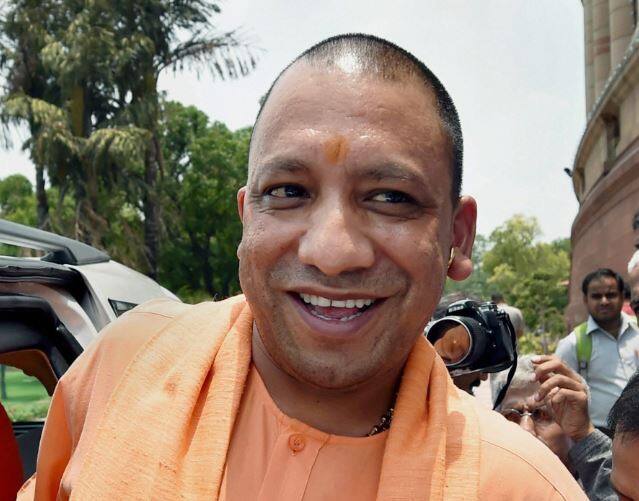 सीएम योगी की मुखबिर योजना: लिंग परीक्षण करने वाले अस्पतालों का नाम बनाए और ईनाम पाएं Cm Yogi Adityanath Launched News Scheme Named Jasoos सीएम योगी की मुखबिर योजना: लिंग परीक्षण करने वाले अस्पतालों का नाम बनाए और ईनाम पाएं