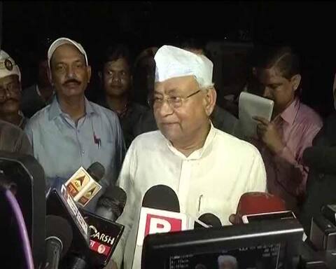 राष्ट्रपति चुनाव: विपक्ष पर नीतीश का हमला, बिहार की बेटी को हराने के लिए बनाया उम्मीदवार? राष्ट्रपति चुनाव: विपक्ष पर नीतीश का हमला, बिहार की बेटी को हराने के लिए बनाया उम्मीदवार?