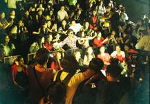 अहमदाबाद में \'सेजलों\' से मिले \'किंग खान\'