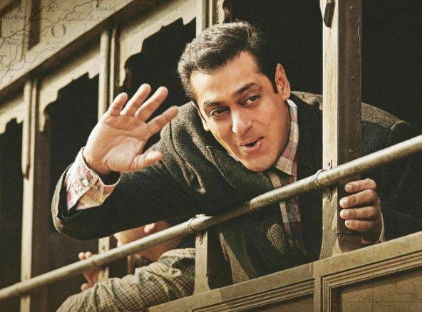 वहीं एक रिपोर्ट के मुताबिक फिल्म ने पहले दिन यूएई और दूबई में 6.6 करोड़ रुपये की कमाई की है.