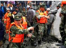 चीन में भारी बारिश से भूस्खलन, मलबे में करीब 140 से ज्यादा लोग दबे