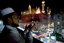 सउदी-यूएई में दिखा चांद, देश में कल मनाई जाएगी ईद