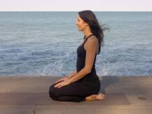 International Yoga Day: જમ્યા પછી નિયમિત કરો વજ્રાસન, સ્વાસ્થ્યને થશે આ ફાયદા