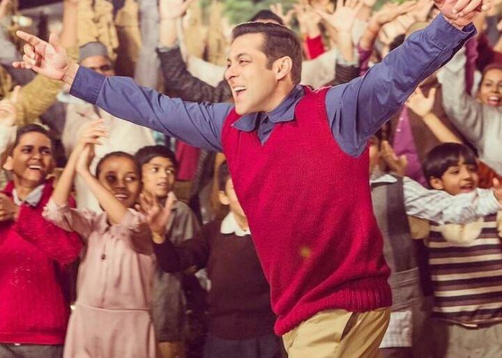सलमान खान हर साल एक सुपरहिट फिल्म के जरिए ईद पर अपने फैंस को तोहफा देते हैं और बदले में बॉक्स ऑफिस पर हमेशा ही सरप्राइज करने वाला कलेक्शन देखने को मिलता है लेकिन इस बार ऐसा होता हुआ नहीं दिख रहा है.