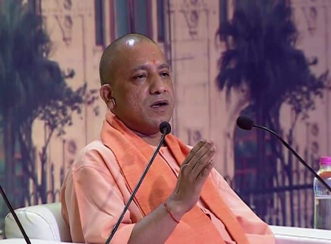 11 जुलाई को पेश होगा योगी सरकार का पहला बजट, कर्जमाफी पर रहेंगी सबकी नजरें Yogi Adityanath Government To Present Maiden Budget On 11 July 11 जुलाई को पेश होगा योगी सरकार का पहला बजट, कर्जमाफी पर रहेंगी सबकी नजरें