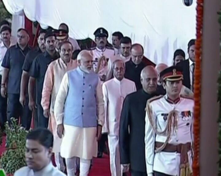 आगे देखिए तस्वीरें...