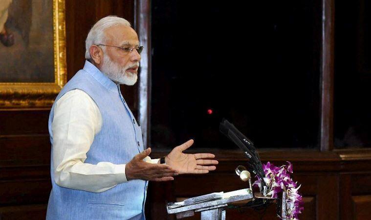 Pm Modis Full Speech On Gst Launch GST LAUNCH: पीएम मोदी ने कहा- इससे टैक्स टेररिज्म, इंस्पेक्टर राज पर रोक लगेगी, पढें पूरा भाषण