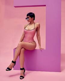 काइली जेनर की ऐसी तस्वीरें कर रही बोल्डनेस की हदें पार