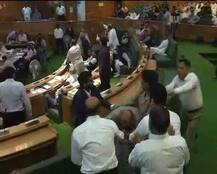 जीएसटी को लेकर जम्मू-कश्मीर विधानसभा में भारी हंगामा