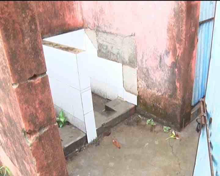 बिहार: एक गांव जहां मौत के डर से लोग नहीं बनवाते हैं शौचालय!