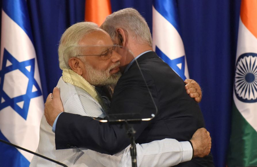 मोदी का एलान, ‘इजरायल में बसे भारतीयों को मिलेगा OCI कार्ड, भारत से शुरू होगी तेल अवीव विमान सेवा’