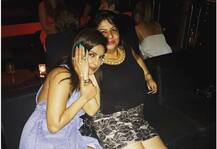 मां मधु चोपड़ा बोलीं- प्रियंका की बायोपिक उबाऊ होगी, लेकिन उसपर किताब लिखी जानी चाहिए