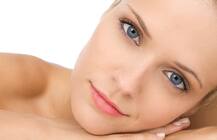 मानसून में त्वचा की समस्याओं से यूं पाएं छुटकारा!