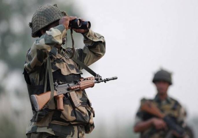 Jk Three Army Jawans Injured In Terror Attack In Bandipora बुरहान वानी की बरसी पर J&K के बांदीपोरा में सेना पर आतंकी हमला, तीन जवान घायल