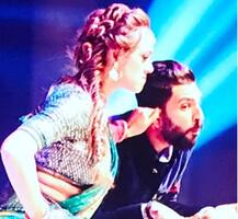 हेजल ने किया युवराज का पीछा, युवराज ने कहा- तुम \'एबनॉर्मल\' हो, चली जाओ!