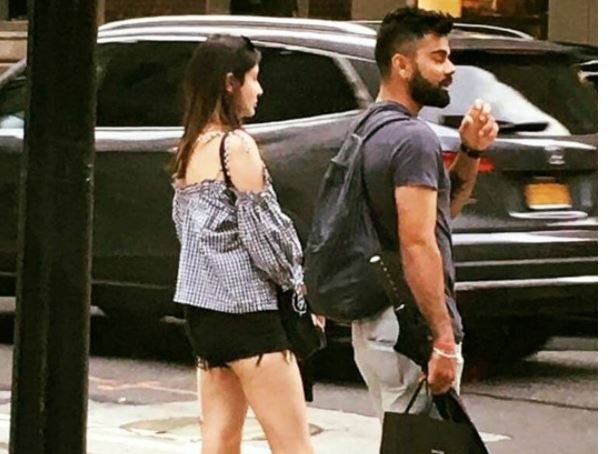 See Pic Captain Virat Kohli Holidays With Anushka Sharma In New York PIC : वेस्टइंडीज टूर के बाद 'गर्लफ्रेंड' अनुष्का शर्मा के साथ छुट्टी मना रहे हैं विराट कोहली!