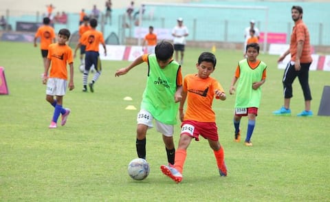 हफ्ते में तीन घंटे फुटबाल खेलना हड्डियों के लिए फायदेमंद हफ्ते में तीन घंटे फुटबाल खेलना हड्डियों के लिए फायदेमंद