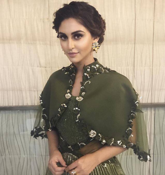 क्रिश्टल की सभी तस्वीरें इंस्टग्राम से ली गई हैं.