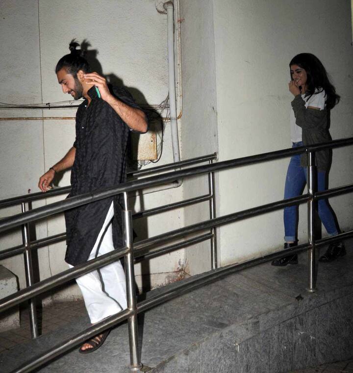 बावजूद इसके वे कैमरे में कैद हो गए थे.