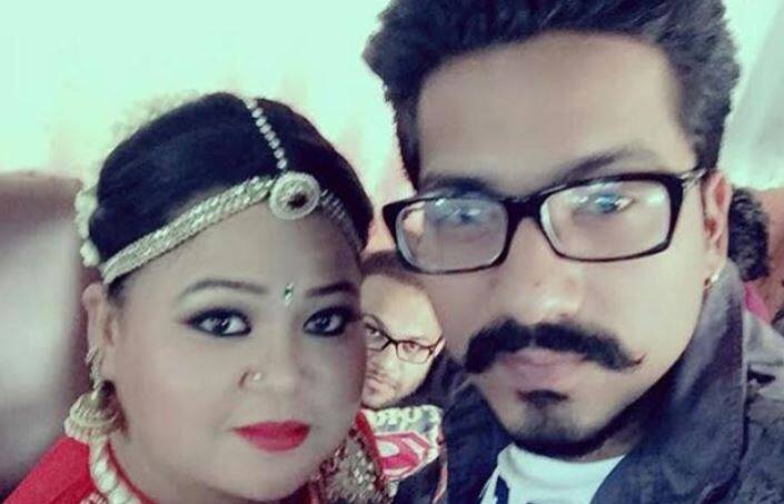 अपनी शादी को लेकर बेहद एक्साइटेड भारती ने हर्ष के साथ काफी सारे प्री वेडिंग फोटोशूट की तस्वीरें सोशल मीडिया पर पोस्ट की है. 