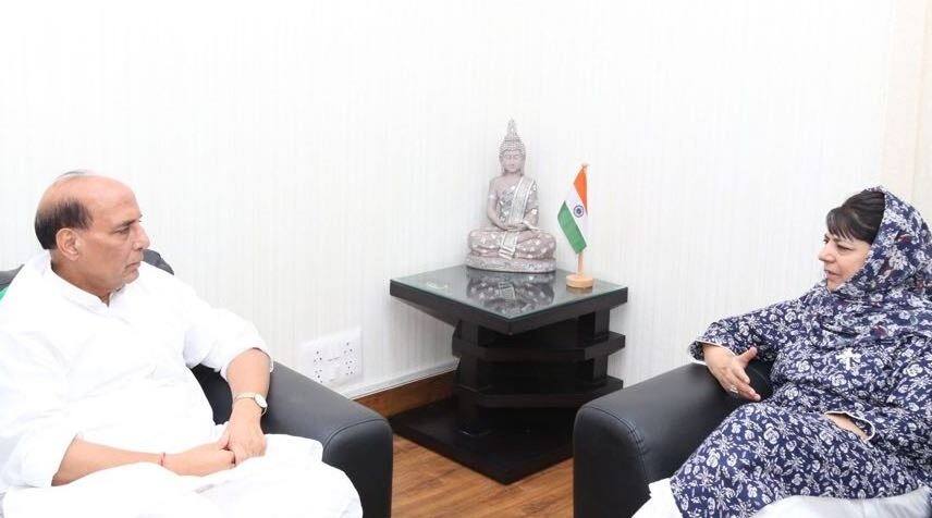 Because Outside Forces Are Behind This China Also Is Now Intruding Into This Cm Mahbooba On Kashmir Issue CM महबूबा ने कहा कश्मीर के हालात बिगाड़ने में चीन का भी है हाथ