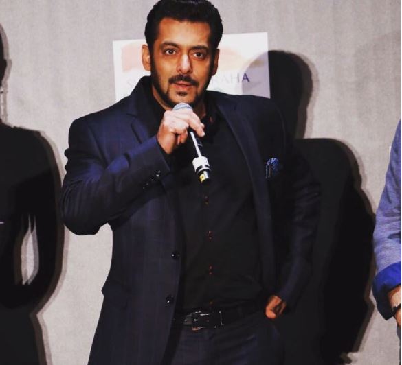 VIDEO : जब कमाल खान के साथ सलमान ने गाया ‘मैं हूं हीरो तेरा’