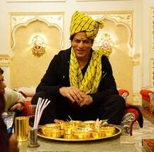 सोने की थाली में शाहरुख ने खाया खाना, जानें इसकी खासियत...