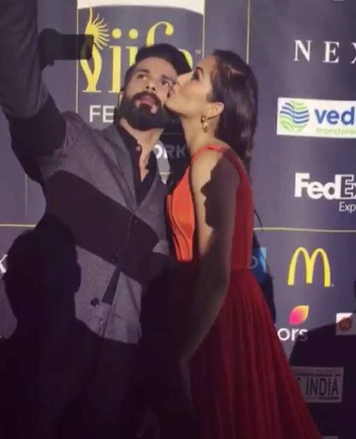 आगे देखिए इन दोनों की कुछ और भी तस्वीरें