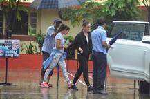 भारी बारिश में भी खुद को जिम जाने से नहीं रोक पाईं करीना कपूर