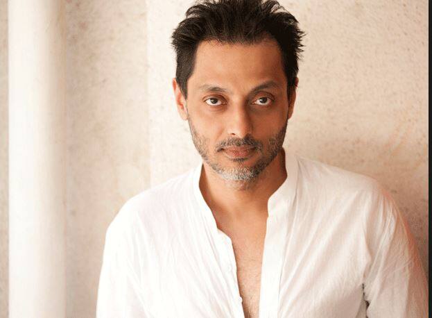  सुजॉय घोष : जन्मदिन की बधाई प्रियंका चोपड़ा. एक स्टार से बढ़कर बड़ी शख्सियत.