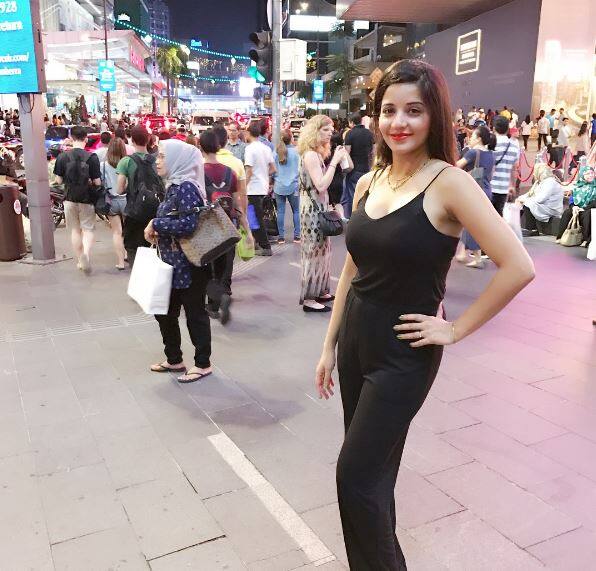  मोनालिसा और विक्रांत की जोड़ी 'नच बलिए 8' से 2 हफ्ते के बाद ही बाहर हो गई थी.