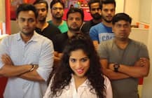 गड्ढों पर गाने से BMC को लगी मिर्ची, डेंगू का लार्वा मिलने पर RJ मलिष्का को भेजा नोटिस