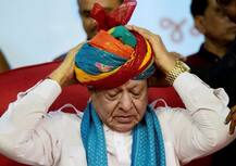 शंकर सिंह वाघेला के इस्तीफे से गुजरात में बढ़ेगी कांग्रेस की मुश्किल