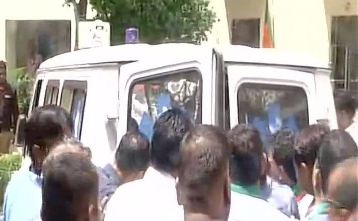 Rajasthan Mp Sanwar Lal Jat Falls Unconscious During Bjp Chief Amit Shah Event In Jaipur राजस्थान: अमित शाह की बैठक में बेहोश हुए BJP सांसद सांवरलाल जाट, अस्पताल में भर्ती