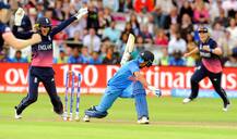 WWC 17: हार के बावजूद टीम इंडिया ने जीता दिल, देश भर से मिल रही है बधाई