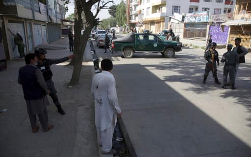 अफगानिस्तान के मुख्य कार्यकारी अब्दुल्ला अब्दुल्ला ने हमले की कड़ी निंदा की है. उन्होंने ट्वीट किया, 