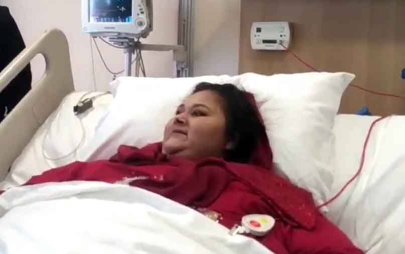 OMG! 315 किलो वजन कम कर ऐसी दिखने लगी है इमान, 100 किलो से कम करेंगी वजन Doctors Aim To Reduce Emans Weight To 100kg From 500kg OMG! 315 किलो वजन कम कर ऐसी दिखने लगी है इमान, 100 किलो से कम करेंगी वजन