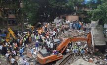 घाटकोपर हादसा: अबतक 17 मरे, बिल्डिंग का मालिक शिवसेना नेता गिरफ्तार