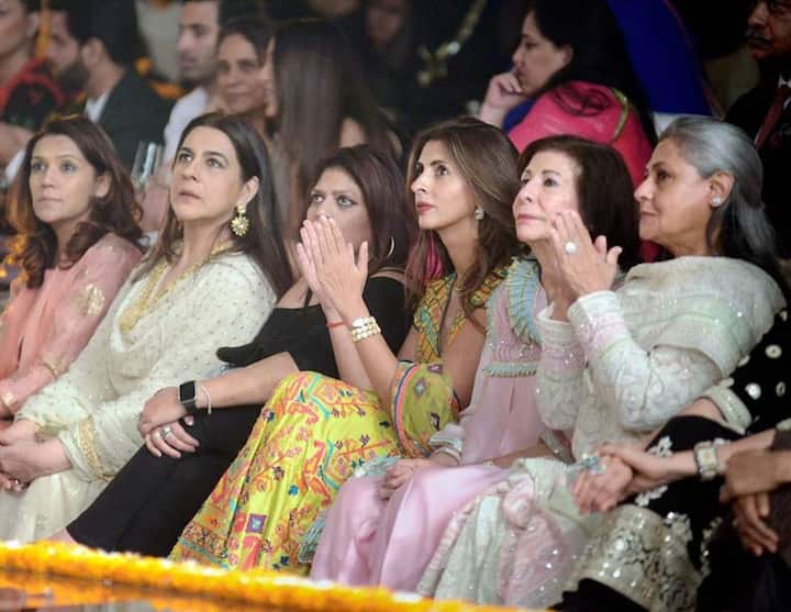 आगे देखिए सारा अली खान की कुछ तस्वीरें