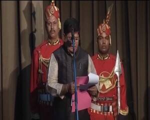 मंत्रिमंडल विस्तार: कुल 26 मंत्रियों ने ली शपथ, विभागों का भी हुआ बंटवारा, सुशील मोदी को मिला वित्त मंत्रालय