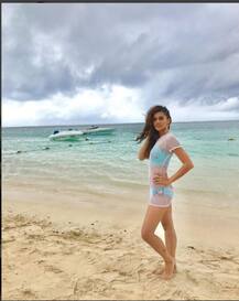 \'जुड़वा 2\' की शूटिंग पूरी, वरुण-जैकलीन और तापसी पन्नू ने शेयर की हैं तस्वीरें, देखें