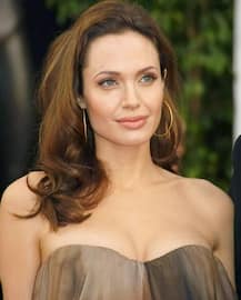 एंजेलिना जोली डिवोर्स के बाद आ गईं स्ट्रेस में, आप स्ट्रेस से बचने के लिए अपनाएं ये उपाय