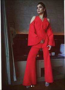 बॉलीवुड में डेब्यू करने जा रही अंकिता लोखंडे हो अब हो गई हैं काफी ग्लैमरस, देखें तस्वीरें