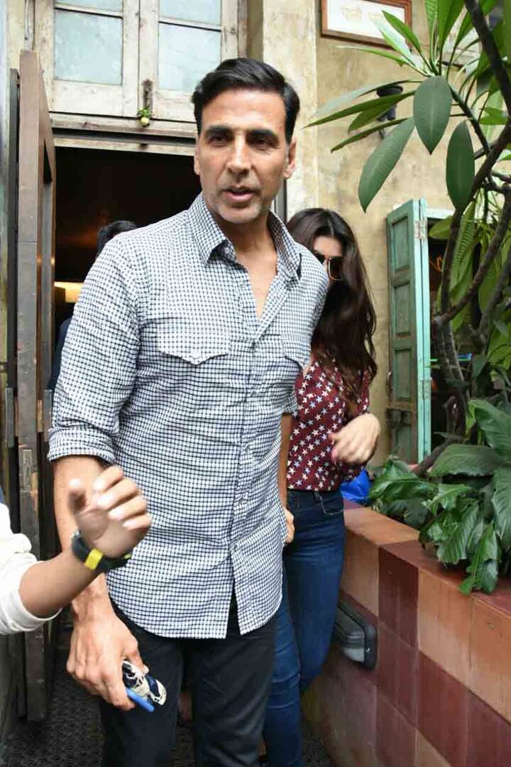 इन दिनों अक्षय कुमार अपनी फिल्म 'टॉयलेट: एक प्रेम कथा' के प्रमोशन में व्यस्त हैं. (Photo: Manav Mangalani)