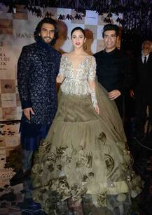 ICW 2017: मनीष मल्होत्रा के लिए रैंप पर साथ उतरे आलिया भट्ट और रणवीर सिंह, देखें PICS