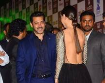 सना ने किया सलमान को Hug, फैंस कर रहे हैं ऐसे रिएक्ट...